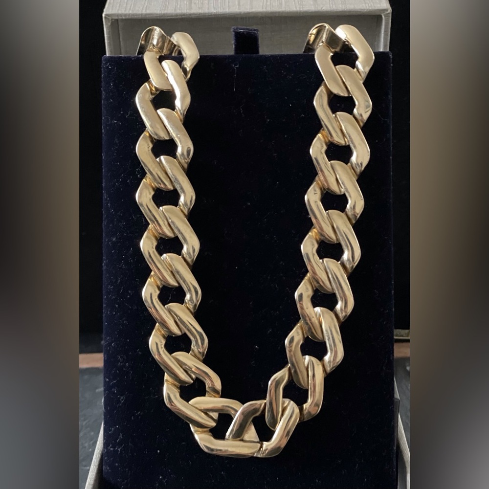 Chain necklace - Picture 2 of 3